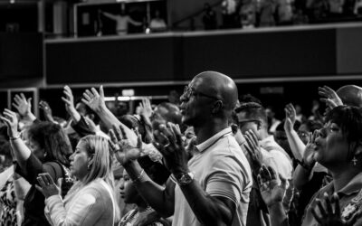 ¡Dios te cuida! Exáltalo a tiempo y fuera de tiempo